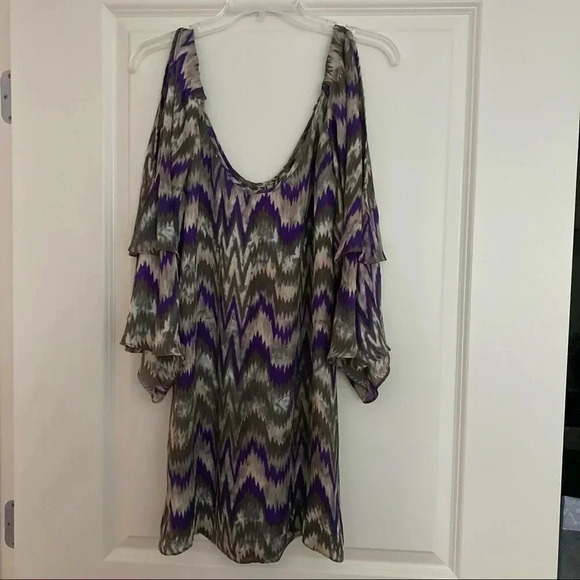 Parker silk abstract chevron print scoop neck tunic top medium - Picture 2 of 8